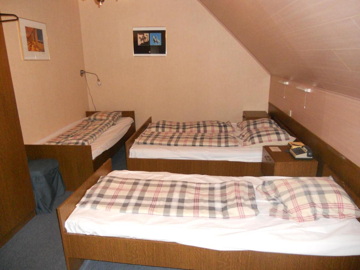 Hotel Ten Putte Gistel Dış mekan fotoğraf